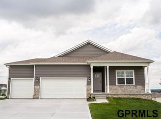 12909 S 65th St, Papillion, NE 68133