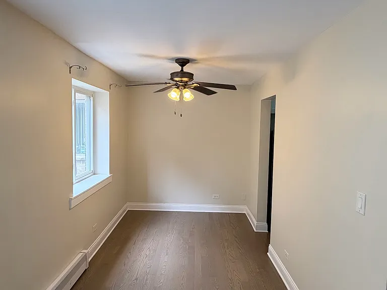 7306 N Winchester Ave #301 — Photo 6