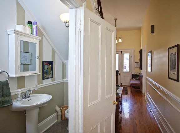 5th image of 468 Orange St #1C