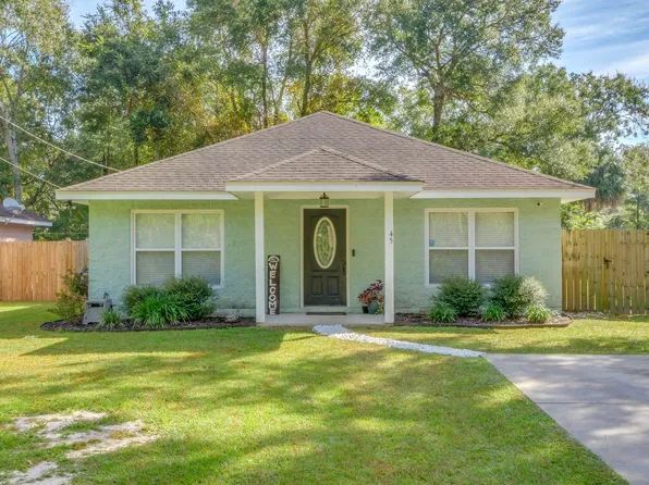45 Montgomery Dr, Crawfordville, FL 32327