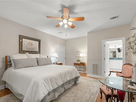 3rd image of 4782 Stonebriar Cir