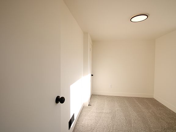 5th image of 5007 S 2675 W #2