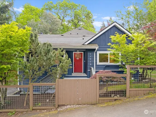 17318 Ashworth Avenue N, Shoreline, WA 98133