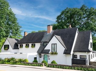 2469 Grandin Rd, Cincinnati, OH 45208