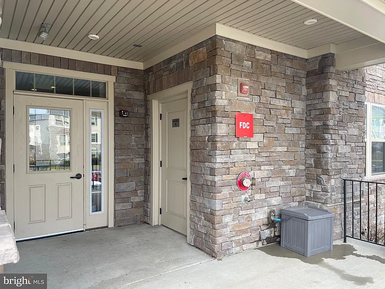 5742 Meadowood St #202 — Photo 5