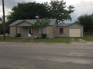 101 N Avenue D, Springtown, TX 76082