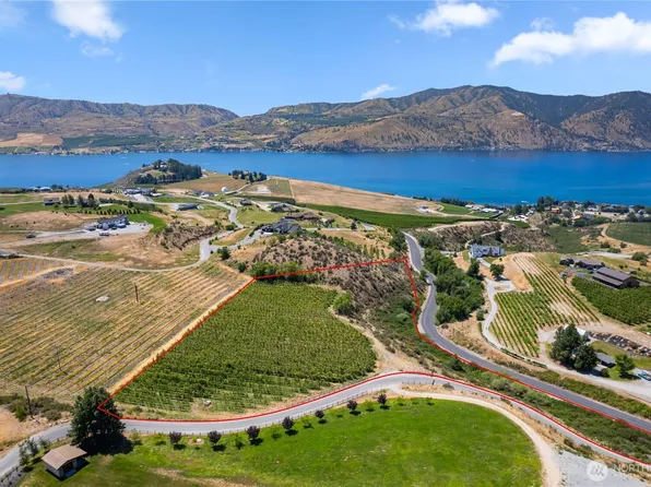 200 Lakayuse Road, Manson, WA 98831