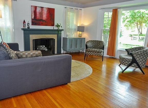 2nd image of 5541 Queen Ave S