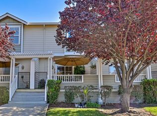 2 Ashford Pl, Martinez, CA 94553