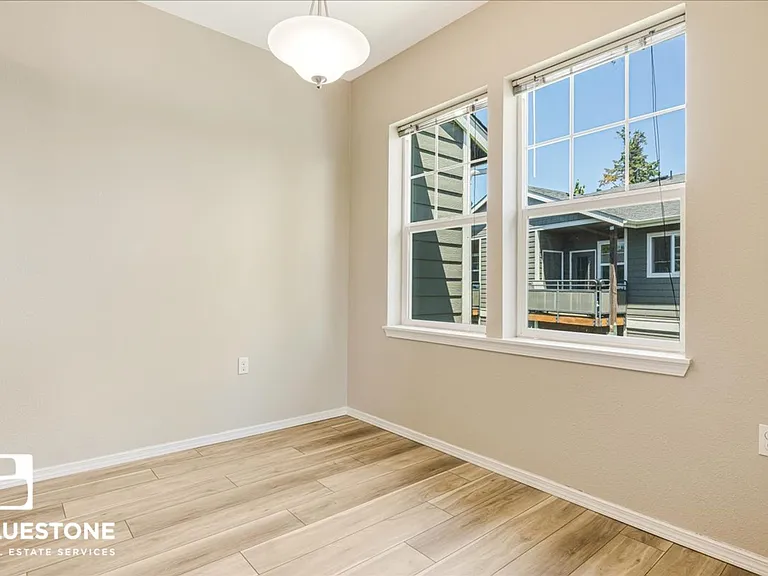 Hawk's Point Apartments — Photo 58