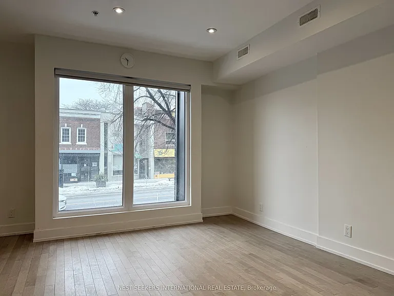 1555 Bloor St W #4 — Photo 5