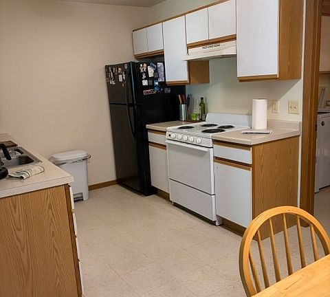 3rd image of E8630 595th Ave #1