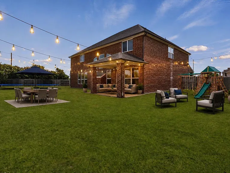 2203 Rocky Shores Ln — Photo 36