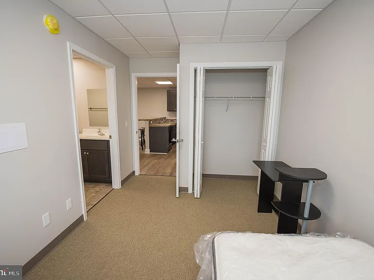 123 Bateman St #4-406C — Photo 35