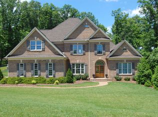 5902 Snow Hill Dr, Summerfield, NC 27358