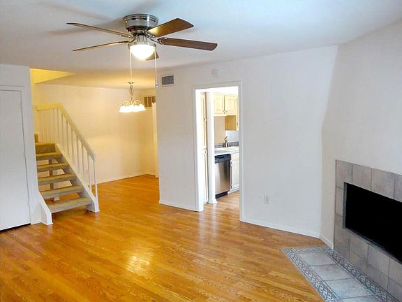 4th image of 333 Melrose Dr APT 29D