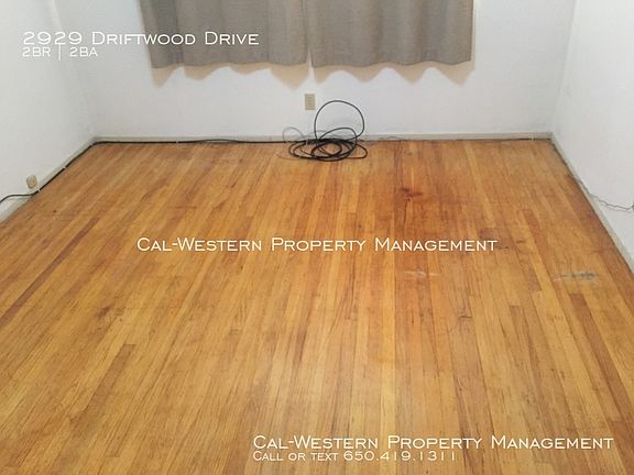 3rd image of 2929 Driftwood Dr