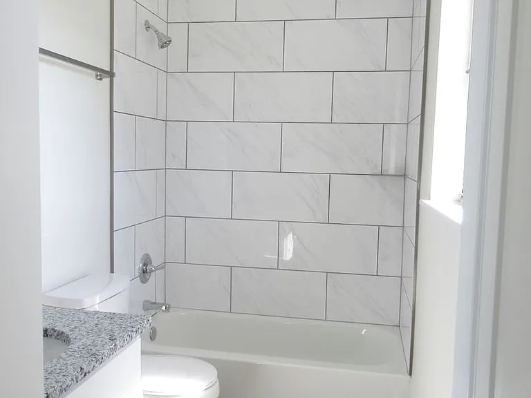 251 Rast St #L8 — Photo 6