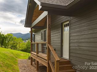65 Lennon Leigh Ln, Waynesville, NC 28786