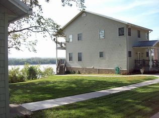 207 W Harrison St, Chester, IL 62233