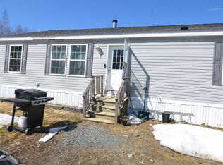 78 S Loop Rd, Searsport, ME 04974