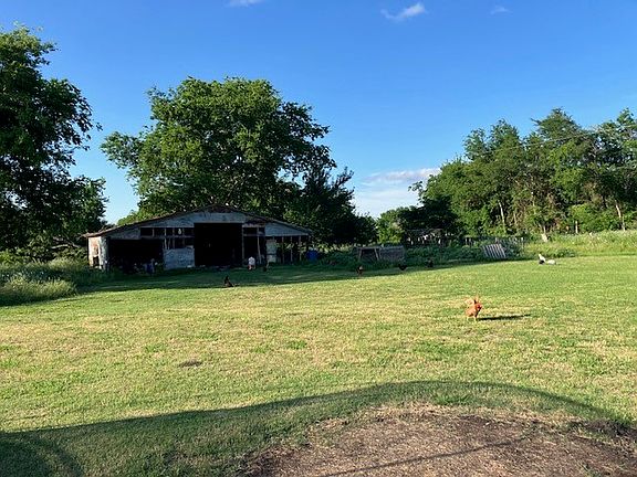 4th image of 1023 County Road 4737