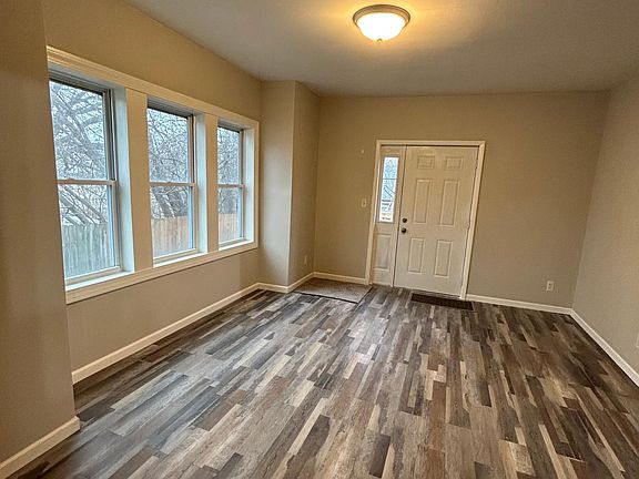 5th image of 529 N Saginaw St