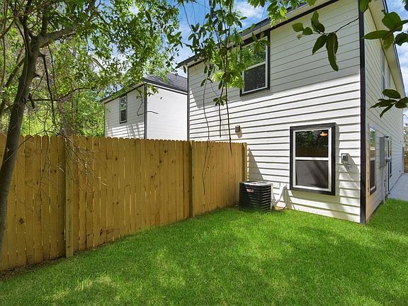 2nd image of 7413 Shotwell St #7413A