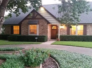 1143 Greenway Dr, Duncanville, TX 75137