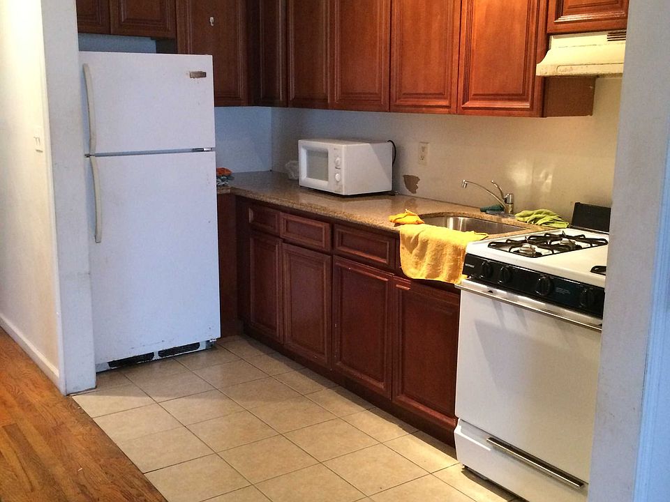 1st image of 16208 144th Ave