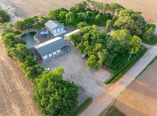 1810 S Kent Rd, Hutchinson, KS 67501