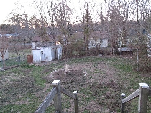 4th image of 122 N Juniper Ave