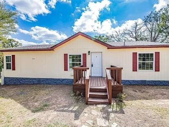5905 Flint Dr, Granbury, TX 76048