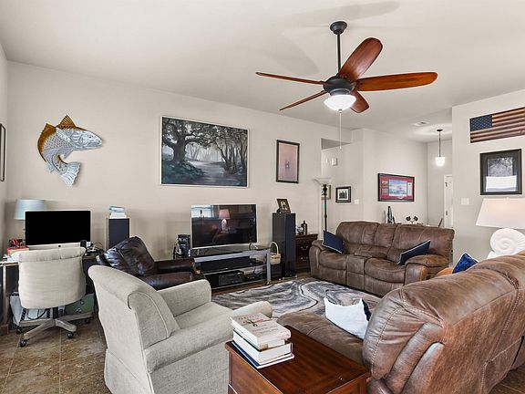 5th image of 293 Millstone Dr