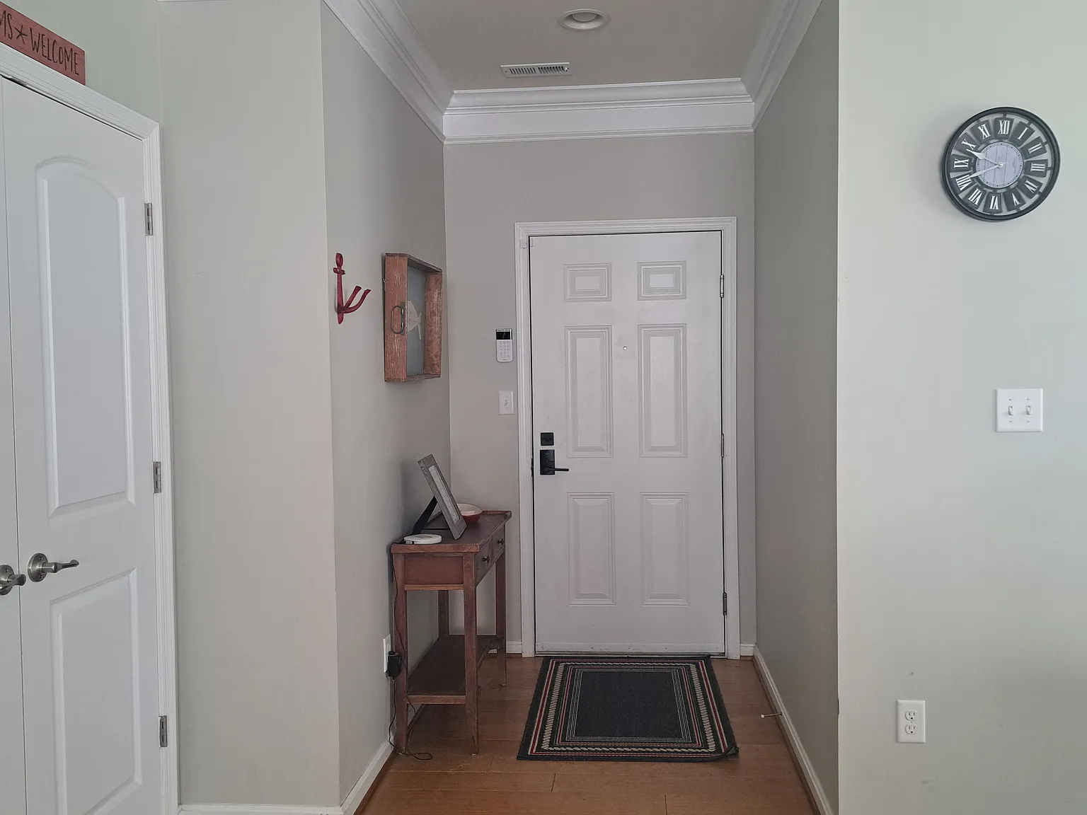 3 bed, 1551 sqft, $2,100 — Photo 4