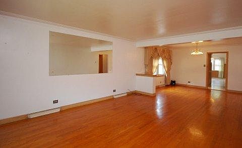 2nd image of 10136 Alice Ct