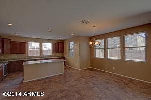 4th image of 23323 N 121st Dr