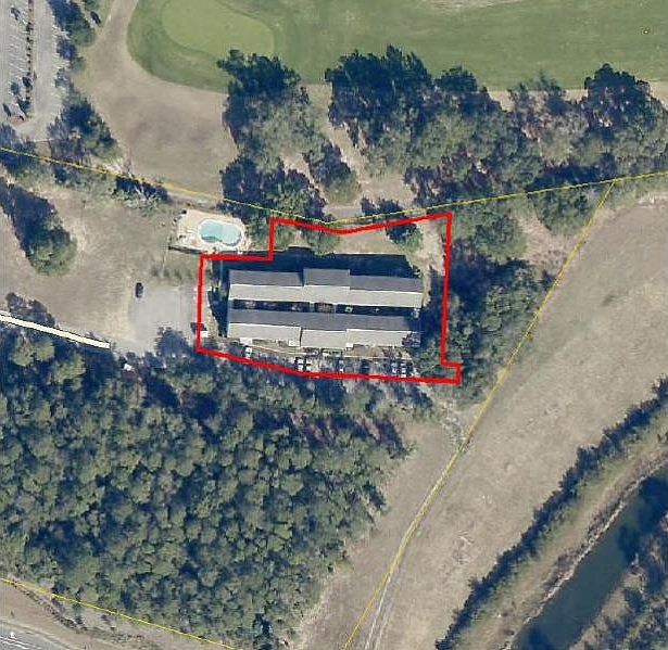 1st image of 109 Country Club Dr #109