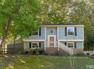 7701 Featherstone Dr, Raleigh, NC 27615