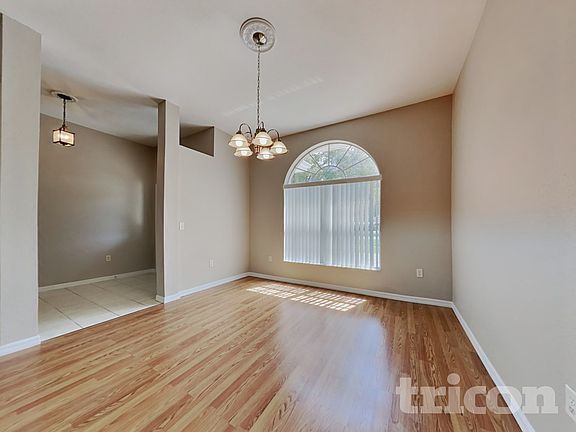 3rd image of 1193 Sanger Ave