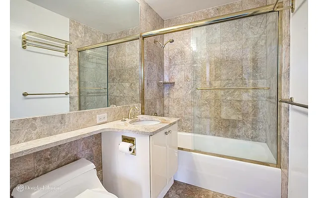 Rented by Douglas Elliman | media 15