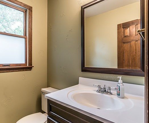 Located right between the Kitchen & Mud Room.