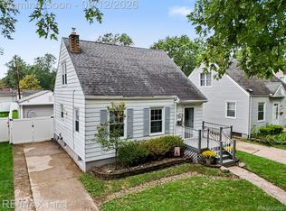4160 Carnegie St, Wayne, MI 48184