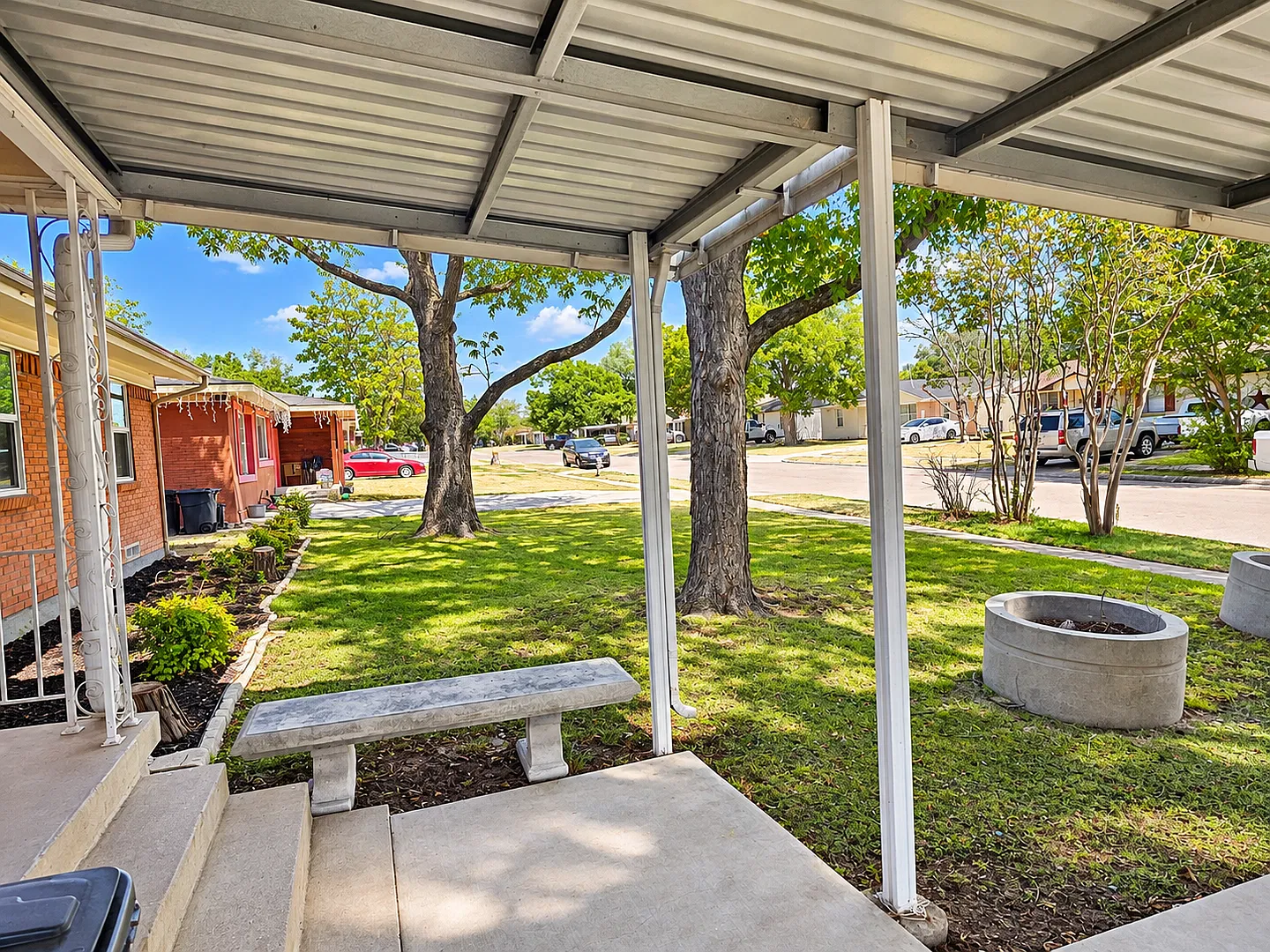 Lovely 3-Bedroom Home in Desirable Northridge Estates Must See! — Photo 2