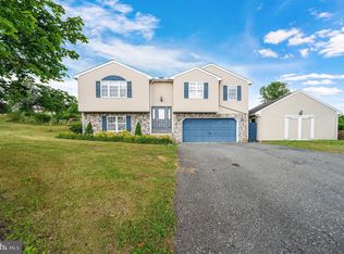 479 Faith Dr, Mohrsville, PA 19541