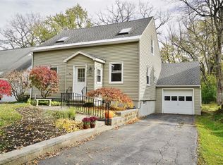 2020 Clifton Park Rd, Niskayuna, NY 12309