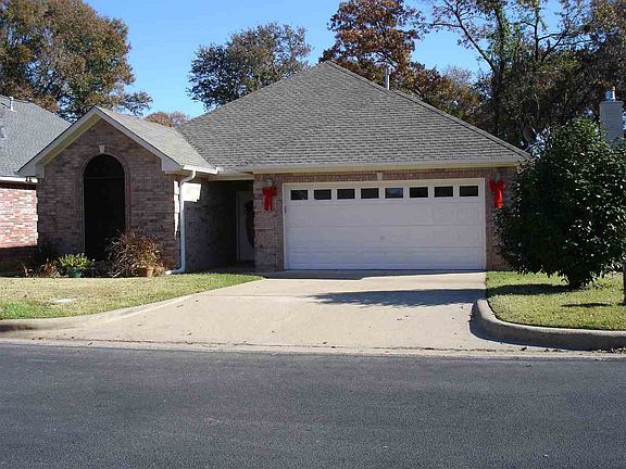 3rd image of 3430 Iberville Dr
