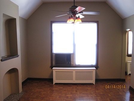 3rd image of 4724 Davenport St APT 4
