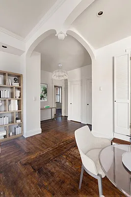 Sold by Compass | media 16