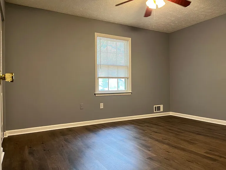 255 Jockey Club Dr — Photo 12